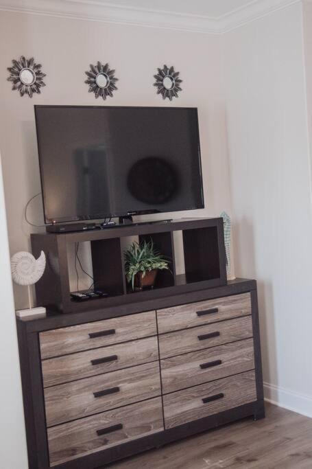 Beachside Bungalow Наваре Екстериор снимка